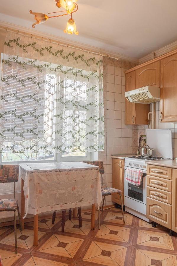 Квартира По Адресу Приозерная 8 Б Оболонь Kyiv Exterior photo